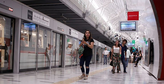 Línea 3 de Metro transportó 3,7 millones de pasajeros en su primer mes de funcionamiento