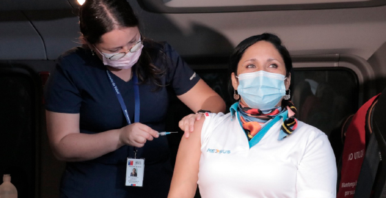 Junto a Salud iniciamos el proceso de vacunación de trabajadores del transporte en todo el país