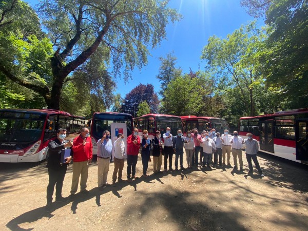 Presentamos nuevos buses RED para el transporte público de Valdivia