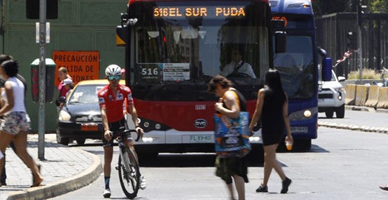 Junto a empresas de Transporte Público Metropolitano lanzamos campaña para concientizar sobre la importancia de proteger a usuarios en las vías